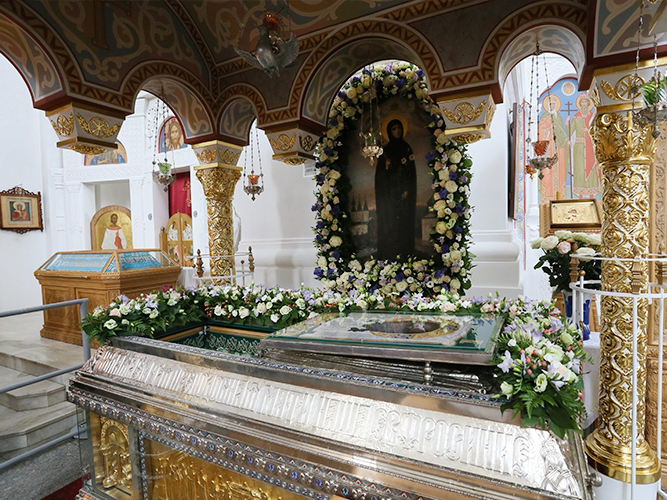 34-Малая вечерня с акафистом прп. Евфросинии.JPG